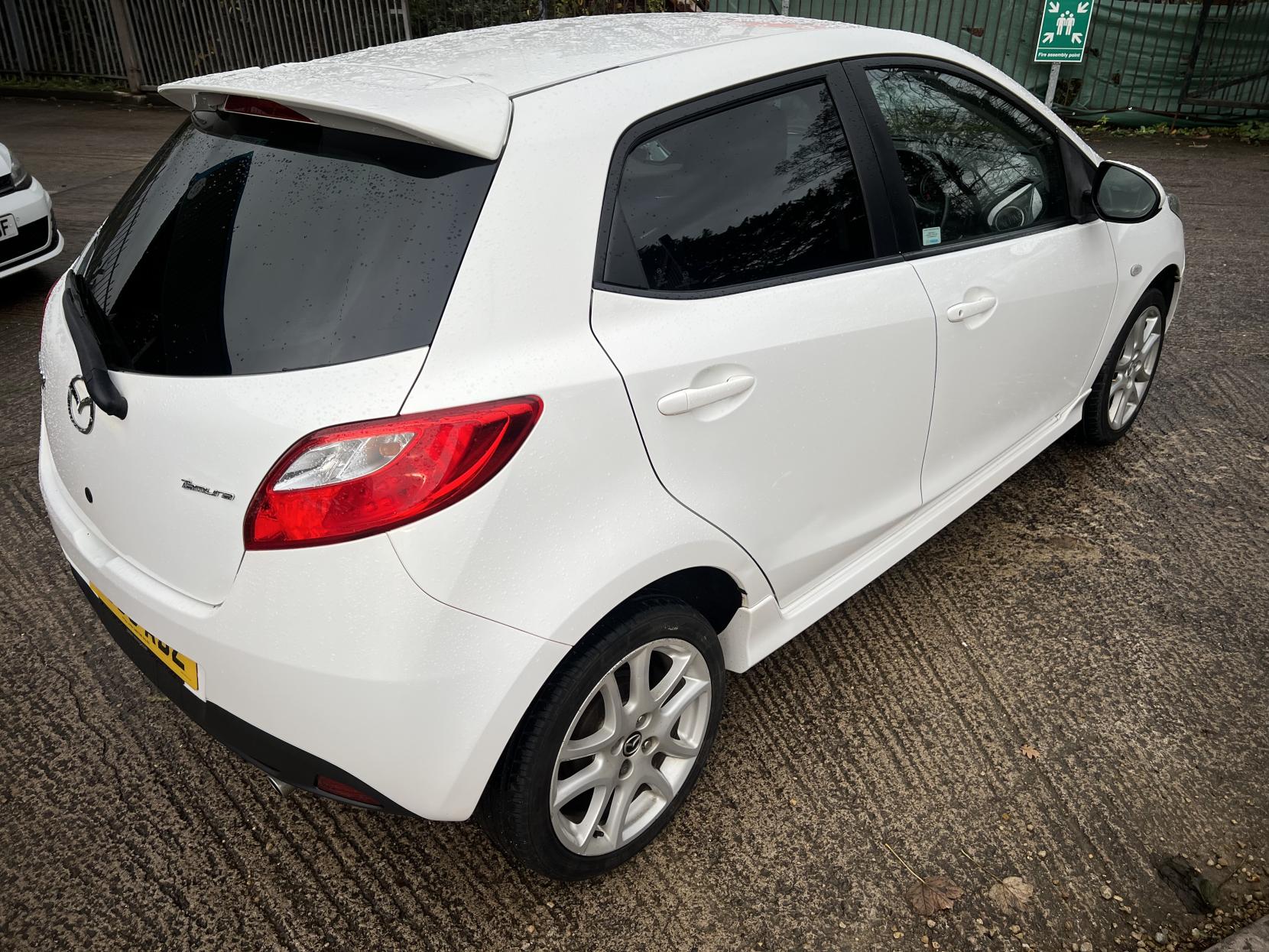 Mazda Mazda2 1.3 Tamura Hatchback 5dr Petrol Manual Euro 5 (84 ps)