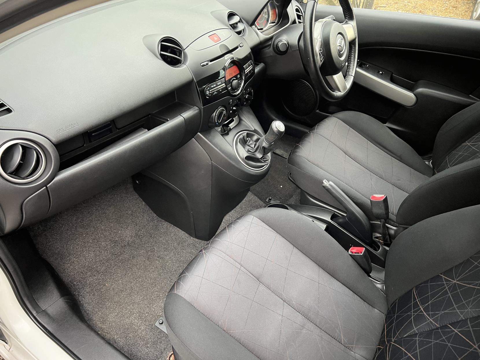 Mazda Mazda2 1.3 Tamura Hatchback 5dr Petrol Manual Euro 5 (84 ps)