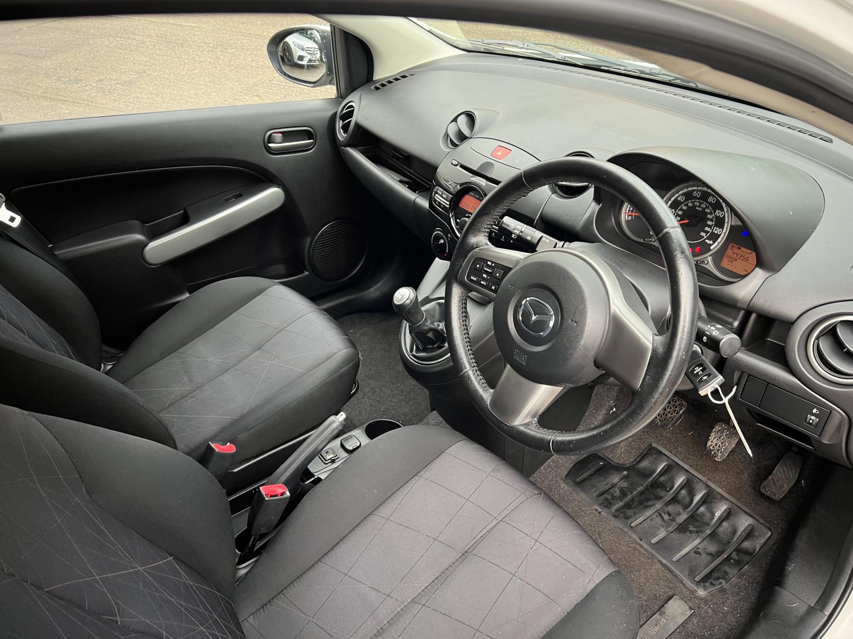 Mazda Mazda2 1.3 Tamura Hatchback 5dr Petrol Manual Euro 5 (84 ps)