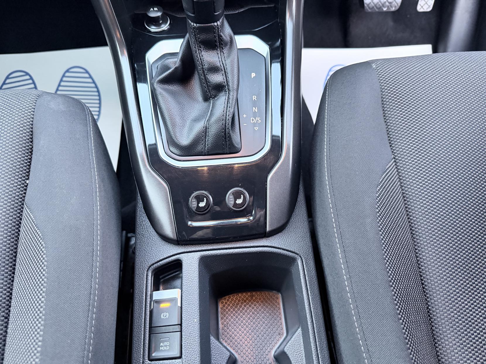 Volkswagen T-Roc 1.5 TSI GPF EVO SE SUV 5dr Petrol DSG Euro 6 (s/s) (150 ps)