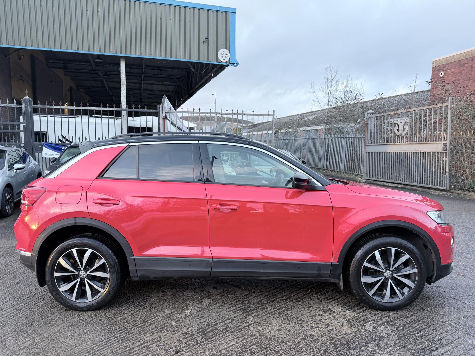 Volkswagen T-Roc 1.5 TSI GPF EVO SE SUV 5dr Petrol DSG Euro 6 (s/s) (150 ps)