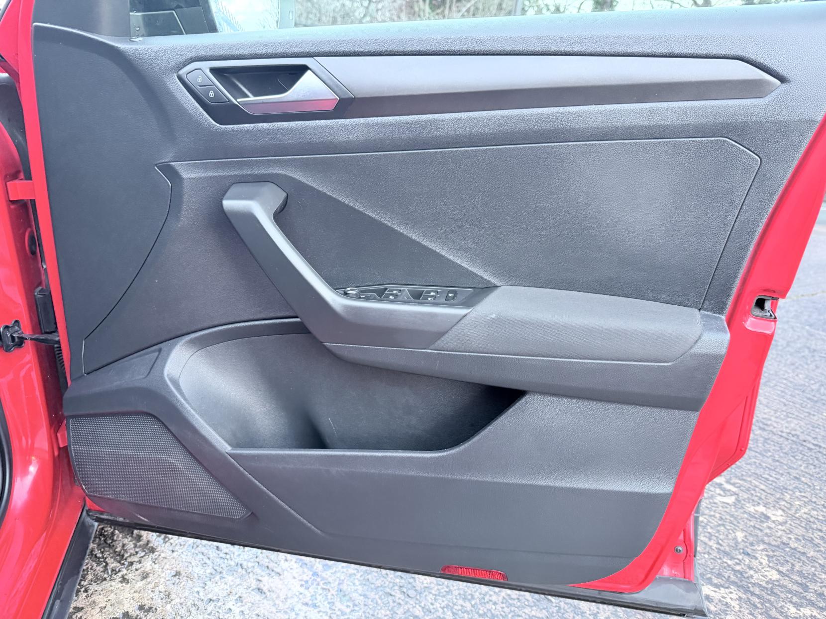 Volkswagen T-Roc 1.5 TSI GPF EVO SE SUV 5dr Petrol DSG Euro 6 (s/s) (150 ps)