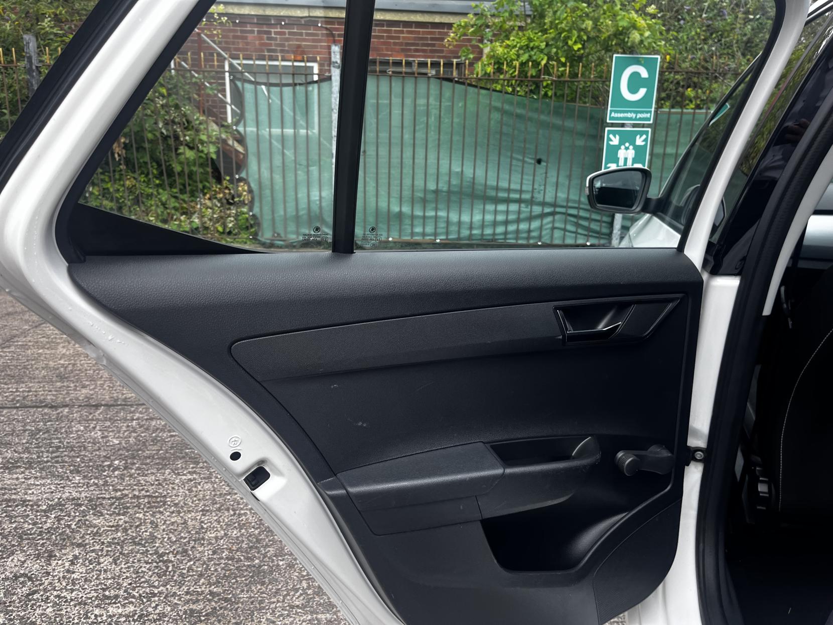 Skoda Fabia 1.0 SE Hatchback 5dr Petrol Manual Euro 6 (s/s) (75 ps)