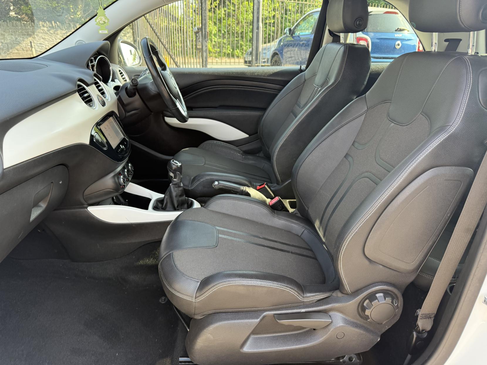 Vauxhall ADAM 1.2 16v SLAM Hatchback 3dr Petrol Manual Euro 5 (70 ps)