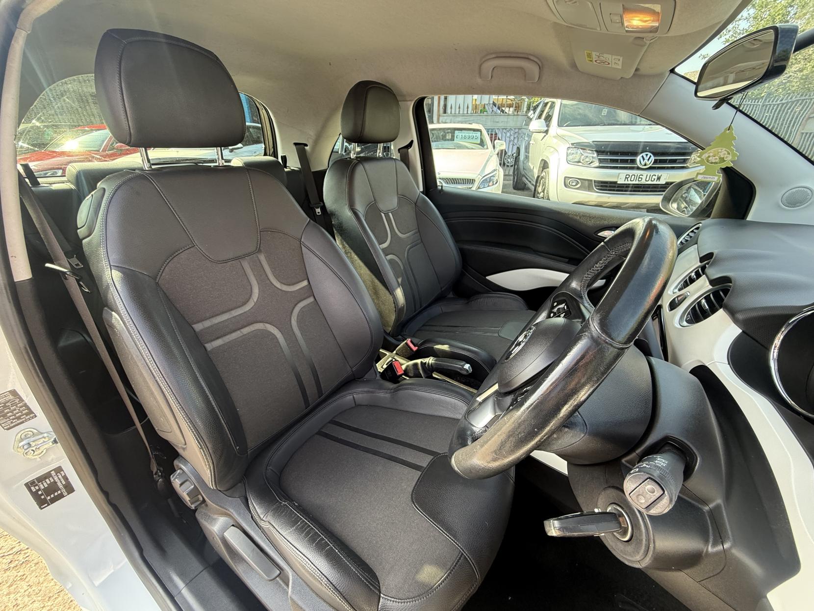 Vauxhall ADAM 1.2 16v SLAM Hatchback 3dr Petrol Manual Euro 5 (70 ps)