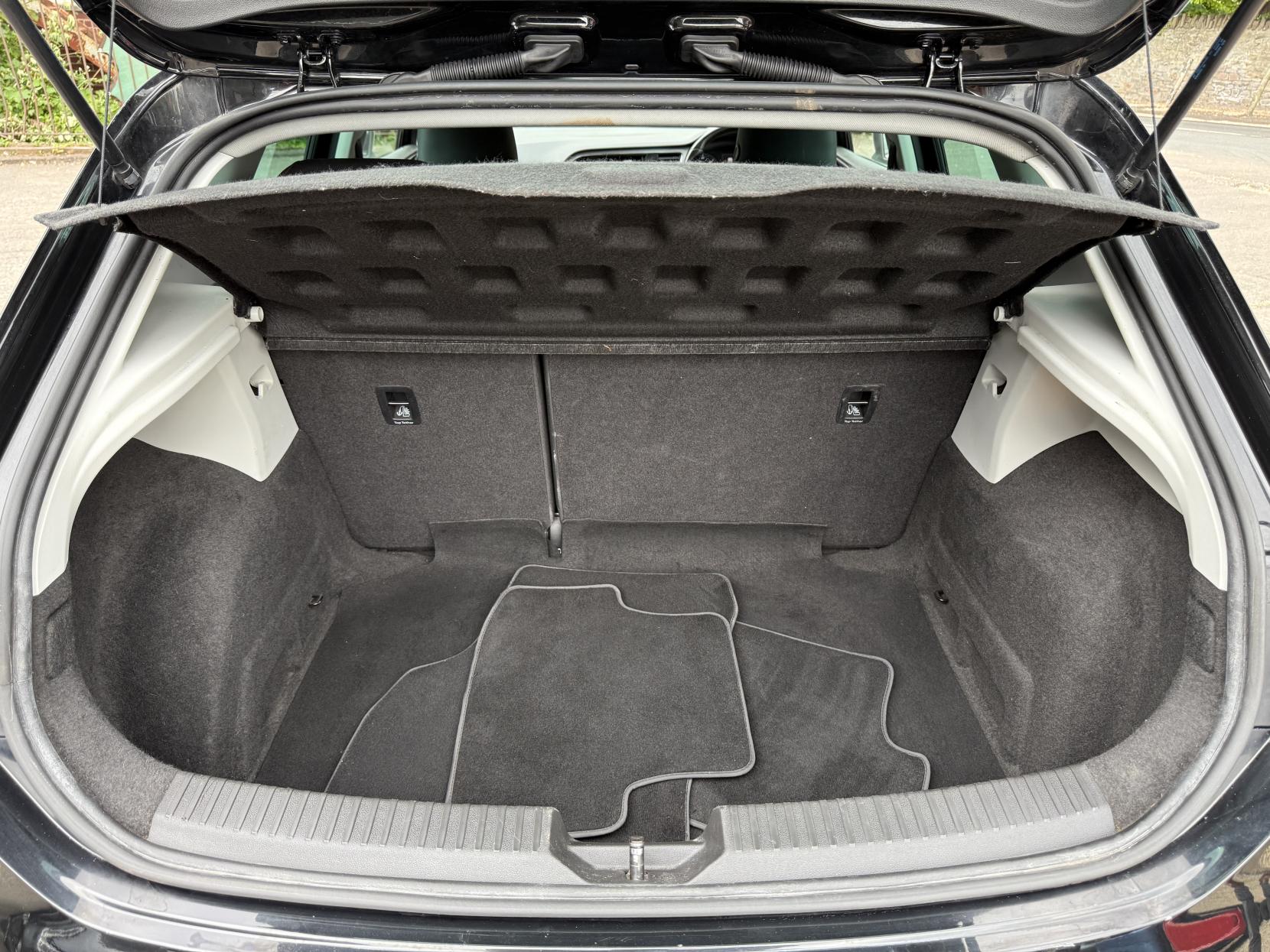 SEAT Leon 2.0 TDI FR Hatchback 5dr Diesel DSG Euro 6 (s/s) (150 ps)