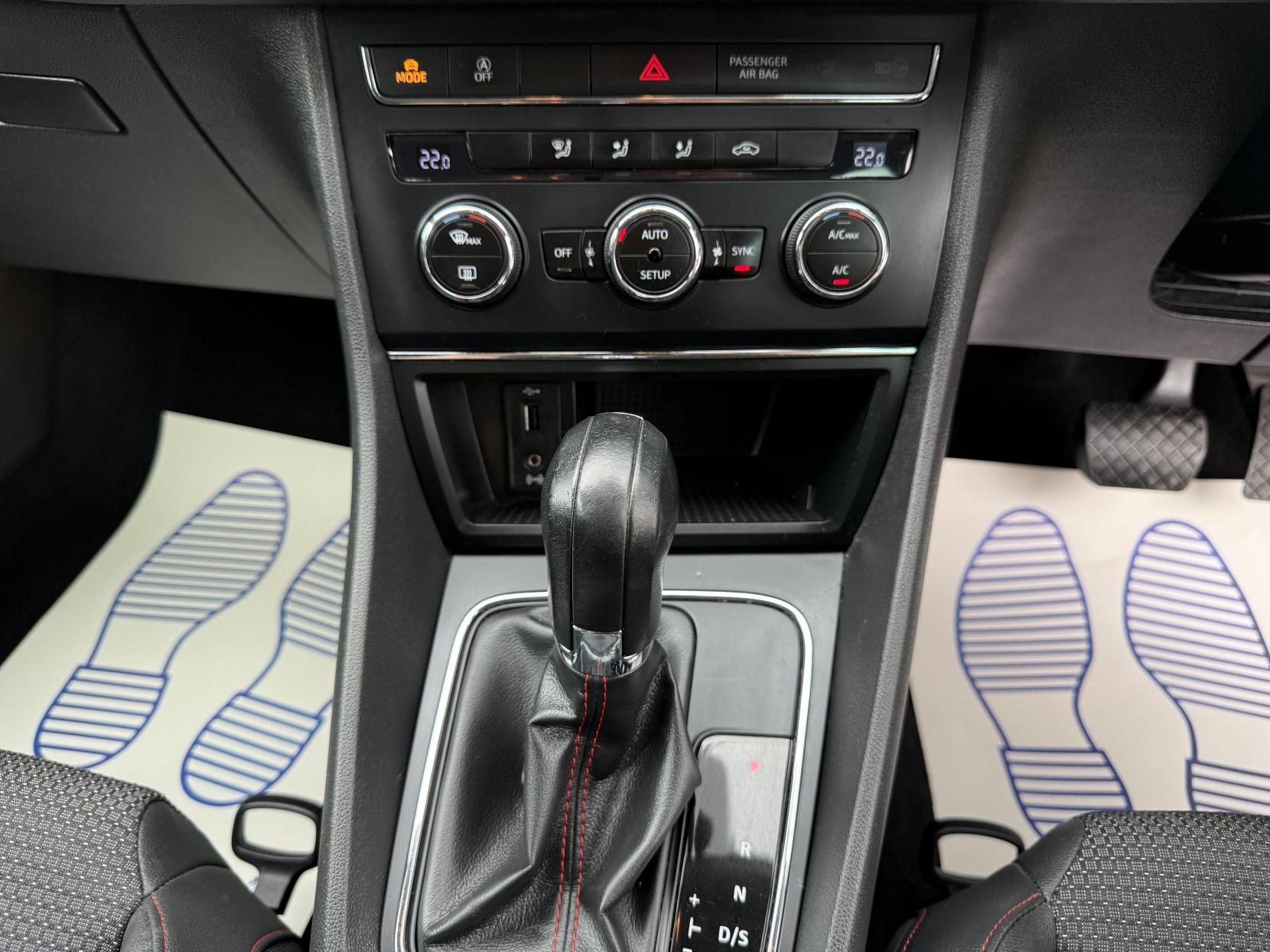 SEAT Leon 2.0 TDI FR Hatchback 5dr Diesel DSG Euro 6 (s/s) (150 ps)