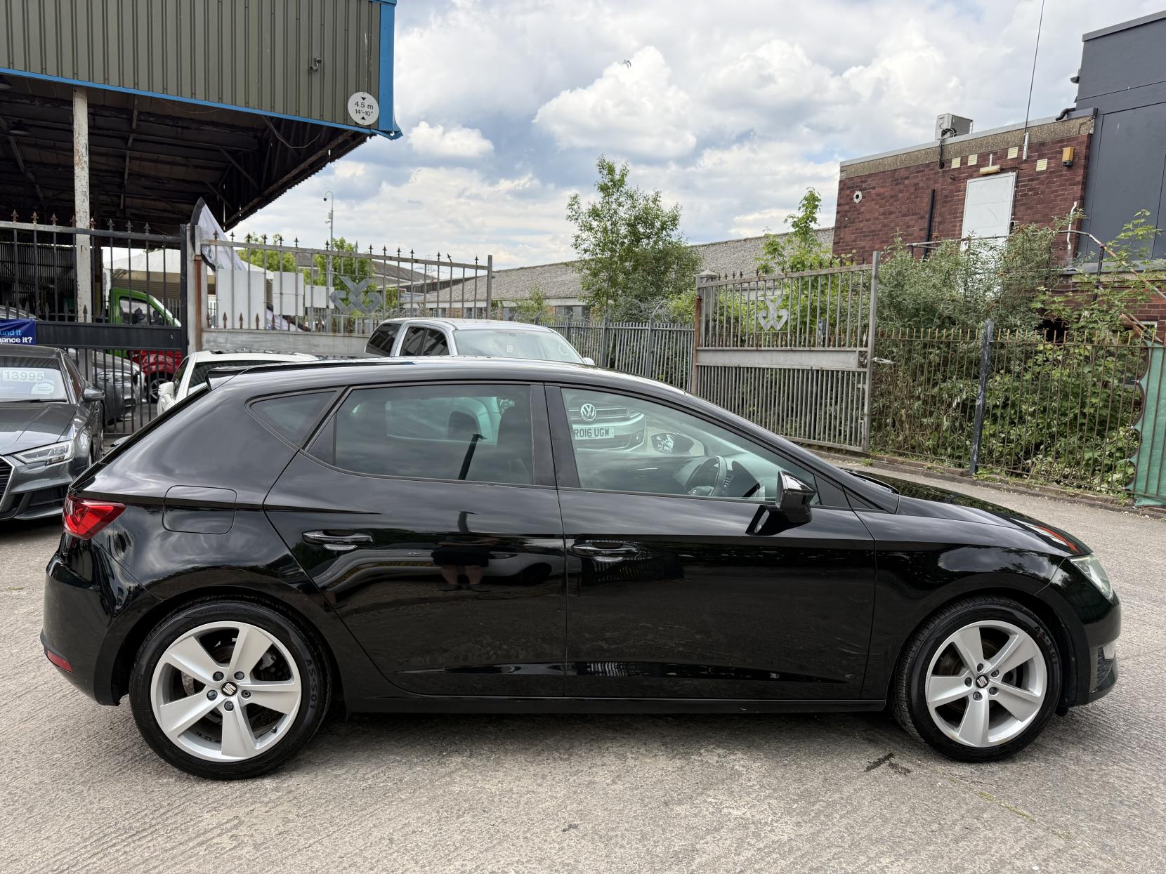 SEAT Leon 2.0 TDI FR Hatchback 5dr Diesel DSG Euro 6 (s/s) (150 ps)