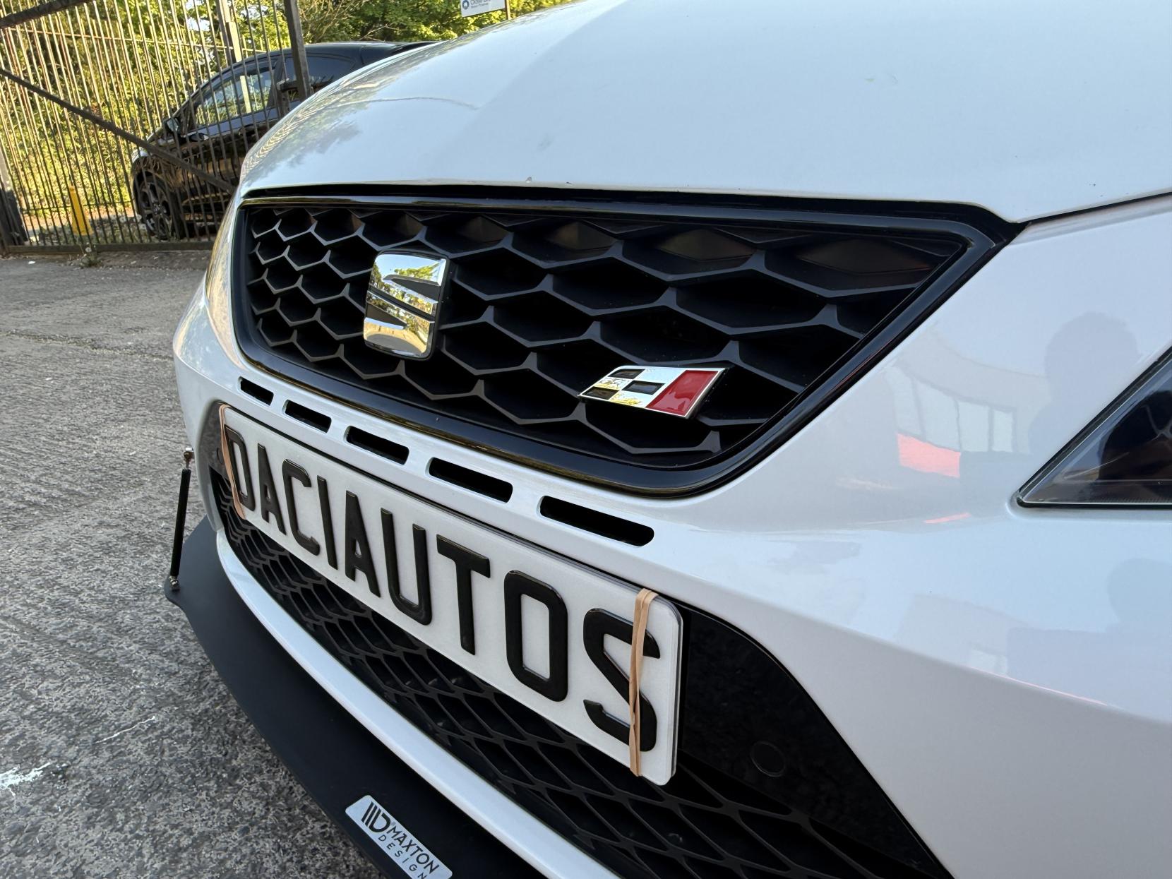 SEAT Leon 2.0 TSI Cupra 290 Black Hatchback 5dr Petrol Manual Euro 6 (s/s) (290 ps)