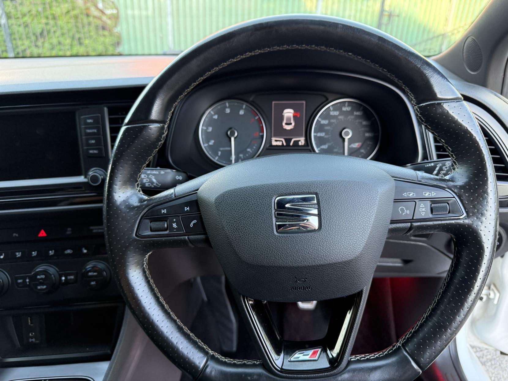 SEAT Leon 2.0 TSI Cupra 290 Black Hatchback 5dr Petrol Manual Euro 6 (s/s) (290 ps)