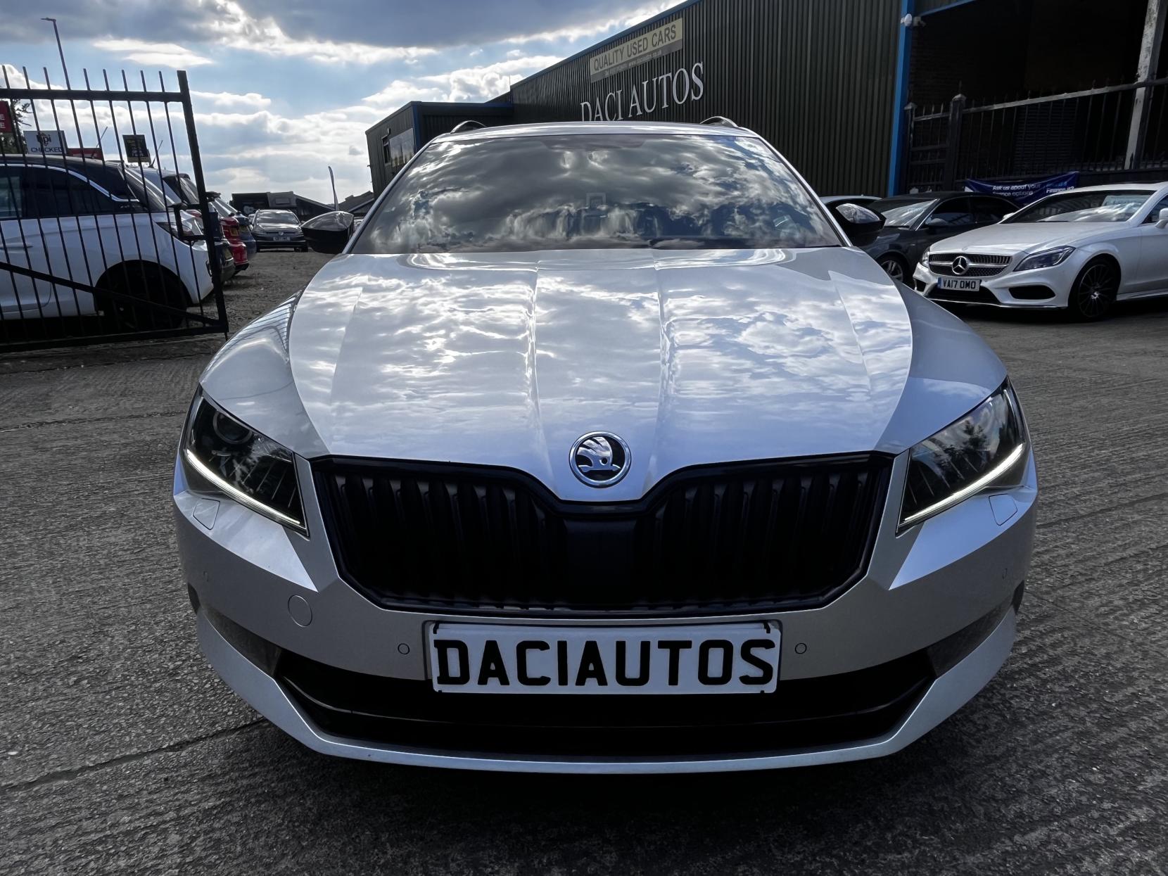 Skoda Superb 1.5 TSI ACT SportLine Estate 5dr Petrol DSG Euro 6 (s/s) (150 ps)