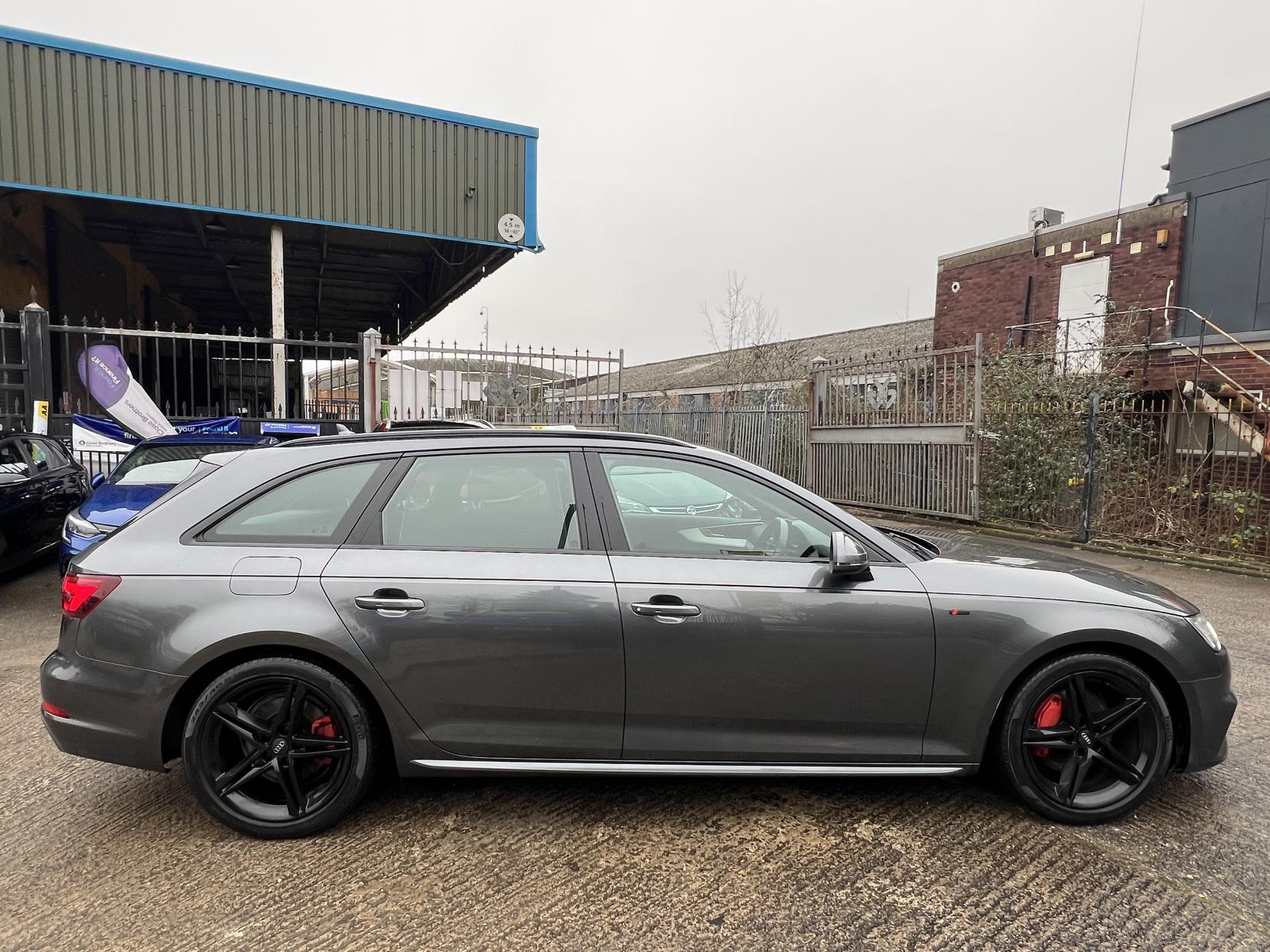 Audi A4 Avant 2.0 TDI S line Estate 5dr Diesel S Tronic quattro Euro 6 (s/s) (190 ps)