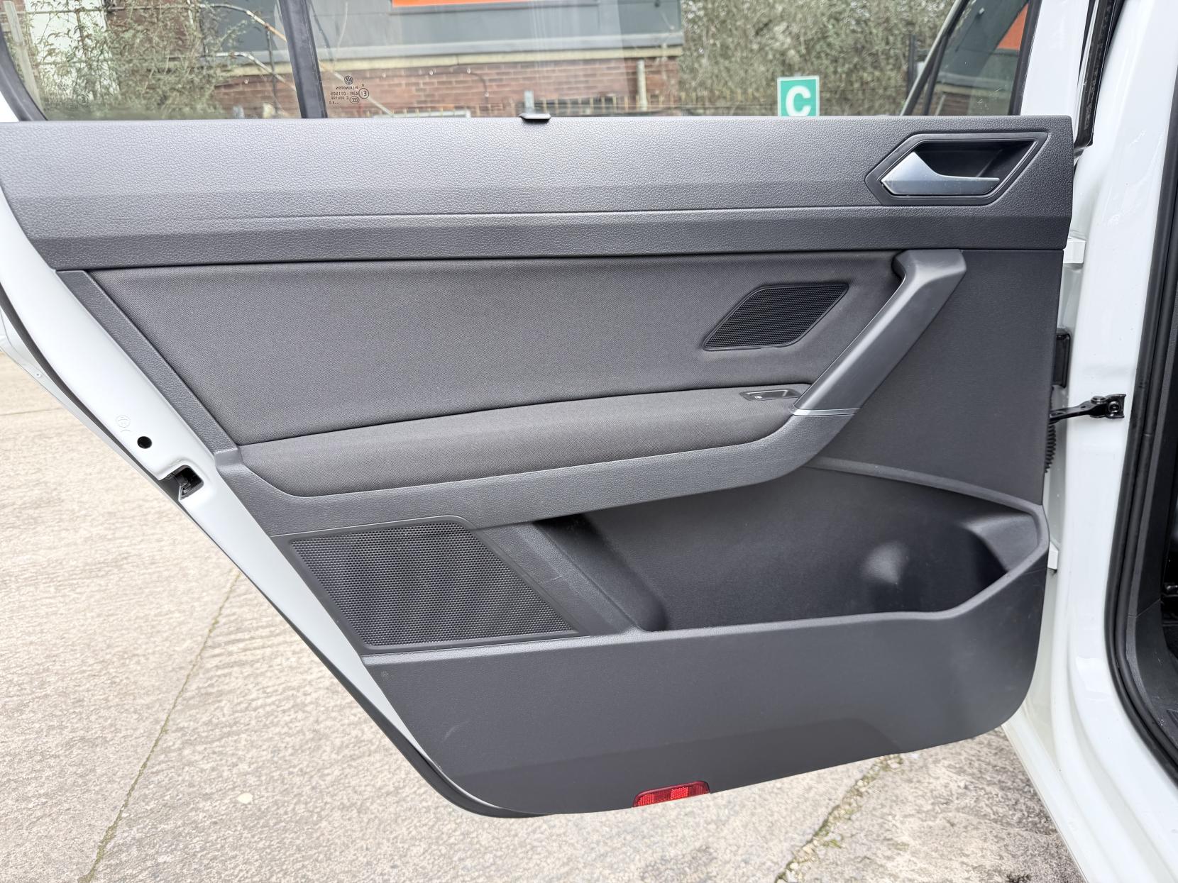 Volkswagen Touran 1.6 TDI SE Family MPV 5dr Diesel Manual Euro 6 (s/s) (115 ps)