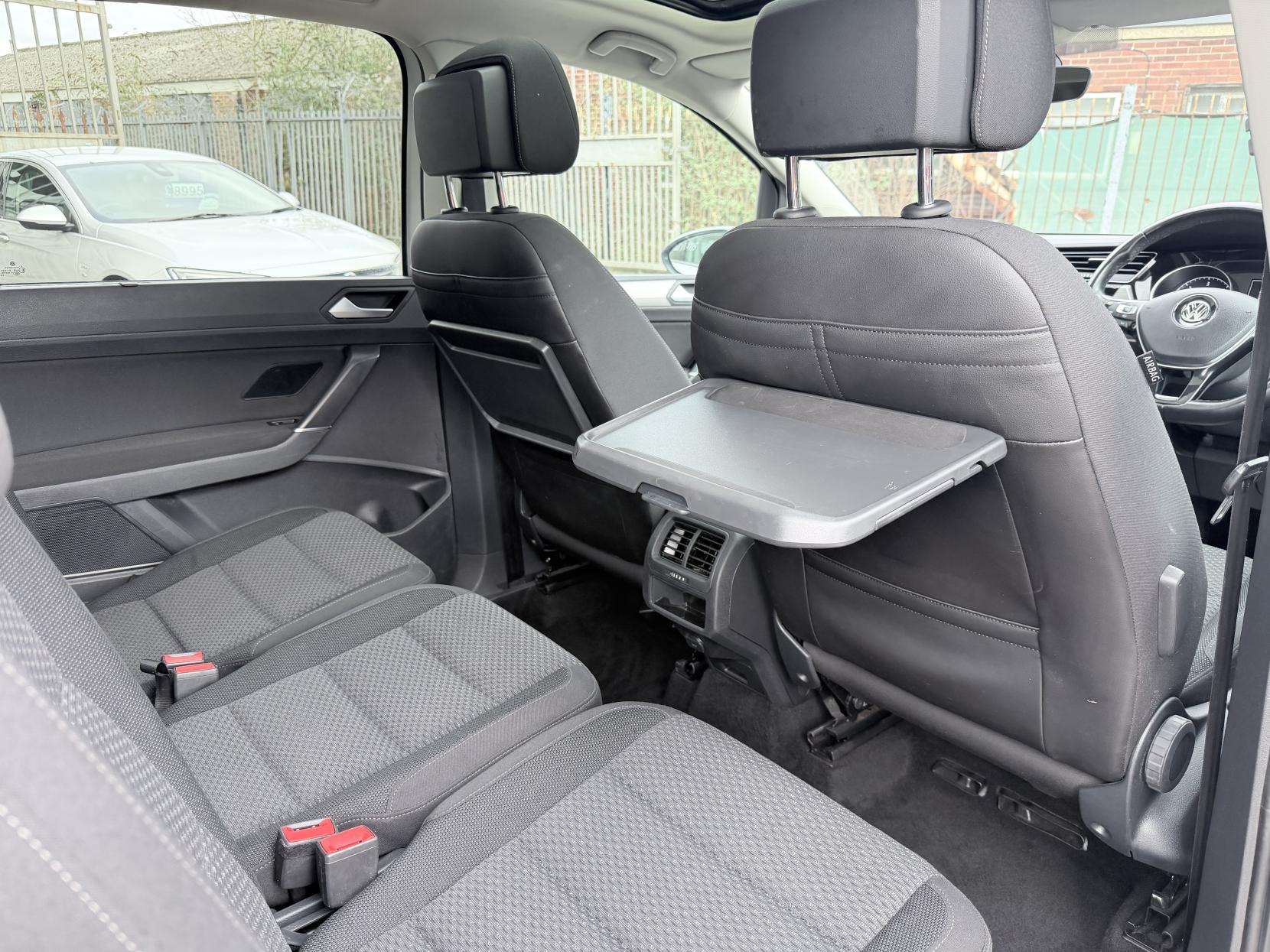 Volkswagen Touran 1.6 TDI SE Family MPV 5dr Diesel Manual Euro 6 (s/s) (115 ps)