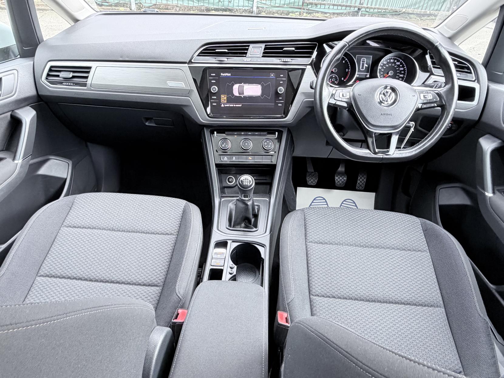 Volkswagen Touran 1.6 TDI SE Family MPV 5dr Diesel Manual Euro 6 (s/s) (115 ps)