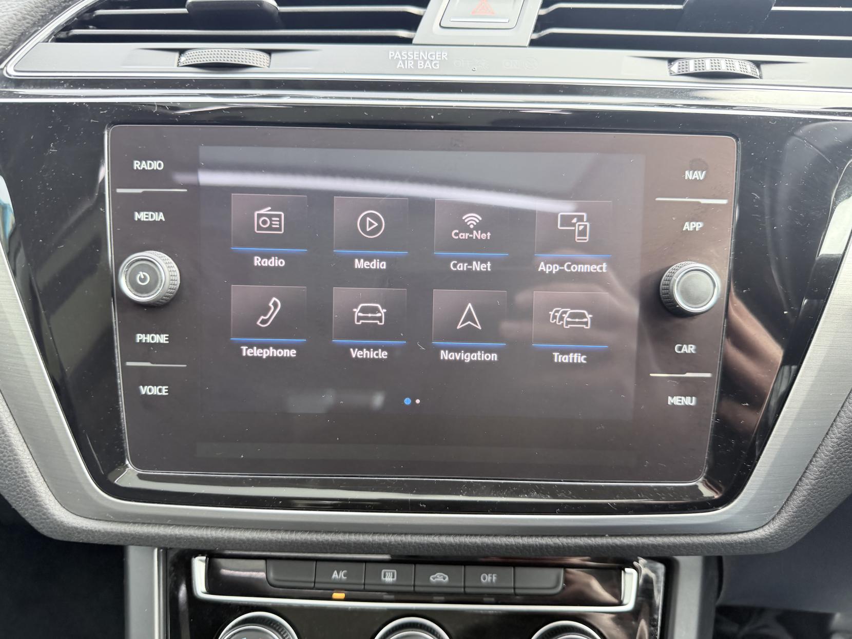 Volkswagen Touran 1.6 TDI SE Family MPV 5dr Diesel Manual Euro 6 (s/s) (115 ps)